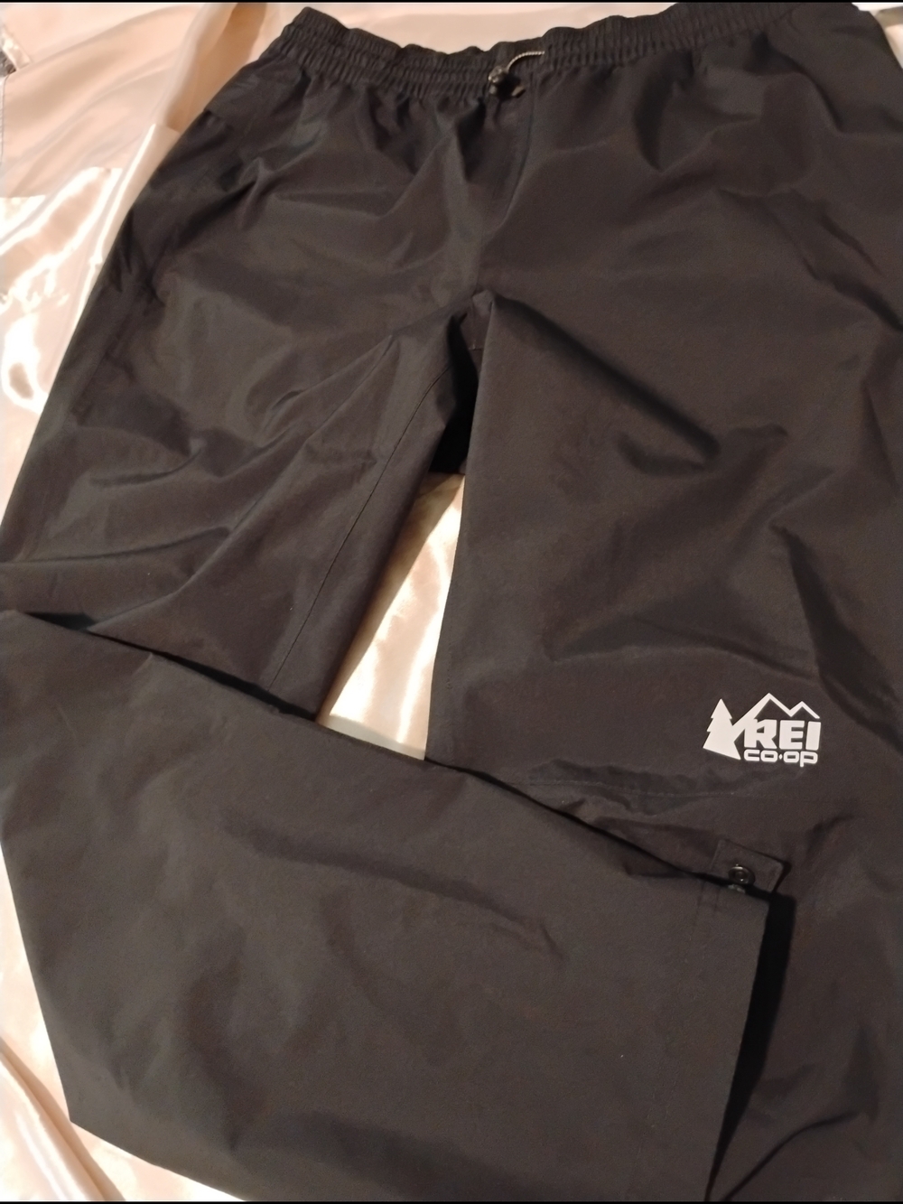 Woman Black Waterproof Pants